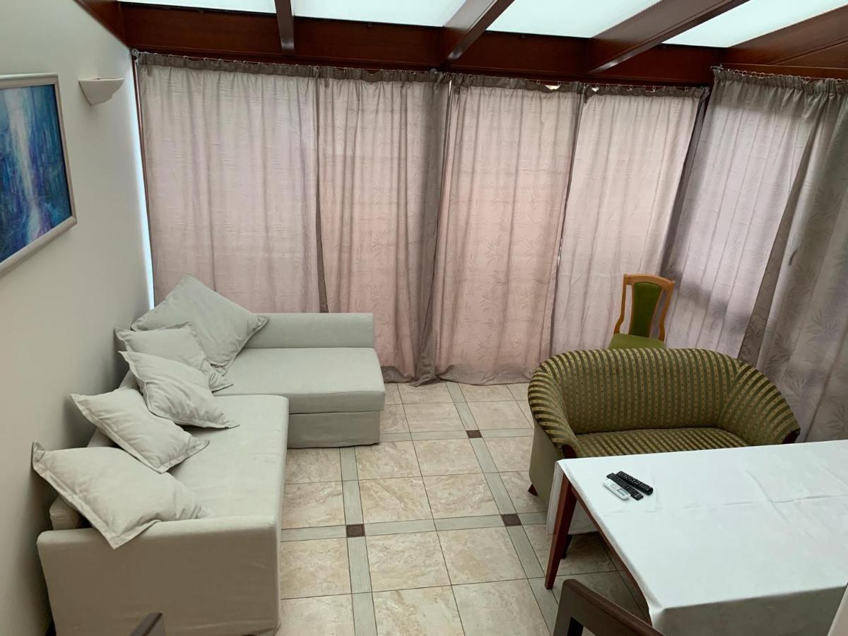 Apartamenty Superior W Rewalu Luaran gambar